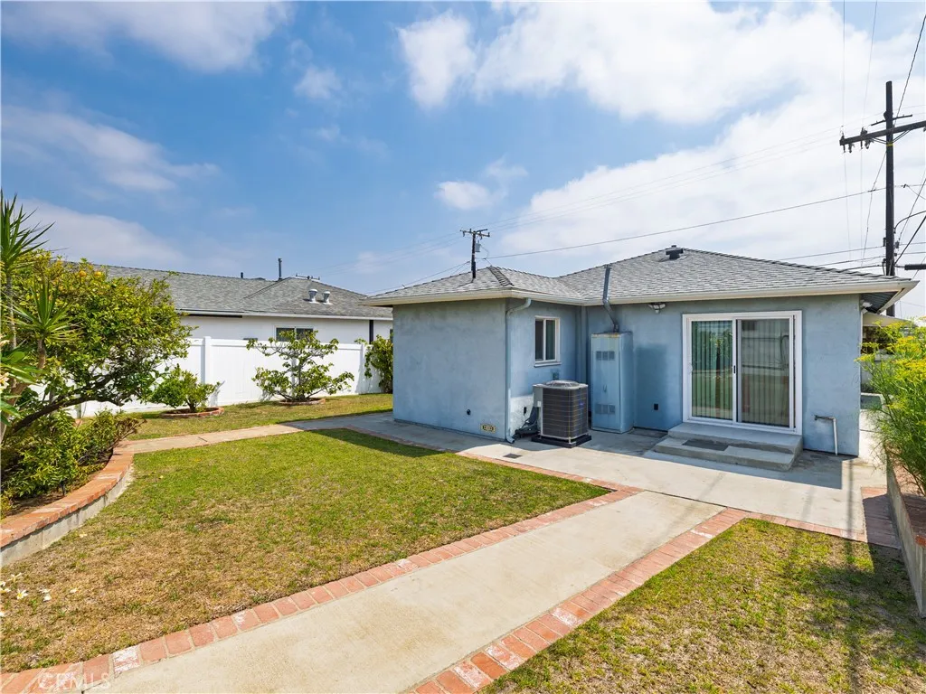 931 Hillcrest Street, El Segundo, California 90245 home-pic-12